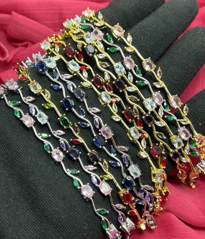 Luxury Tulip Crystal Bracelet for Women – Premium Zircon Stones