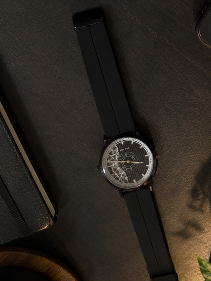REFAME Luxury Men’s Watch