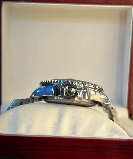 GMT Pepsi Mens Watch – Black Dial, Jubilee Bracelet and Dual Tone Bezel