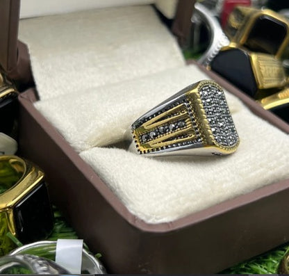AURAVO Premium Italian Design Ring