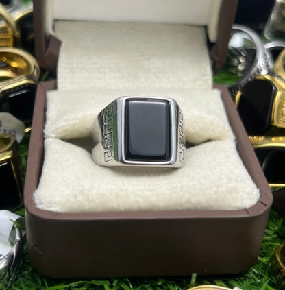 AURAVO Black Stone Ring – Premium Italian Design