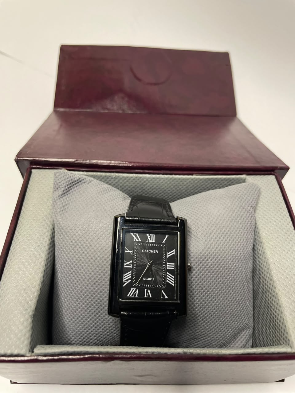 Luxury Men’s Black Rectangle Watch – Roman Numeral Dial with Leather Strap